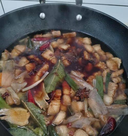 双色陈皮炒肉片，让你回味无穷（肉嫩鲜香，口感丰富，陈皮调味更香，一口接一口，不舍得停。）-第2张图片-美味行家