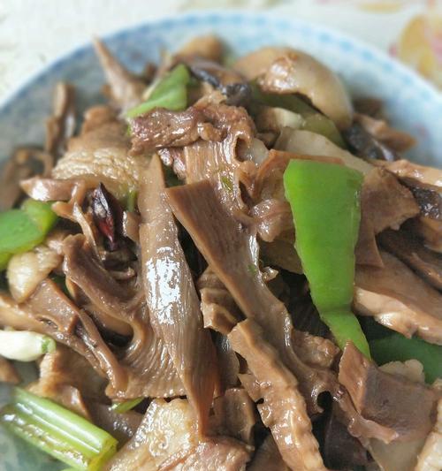 家常美食（营养丰富，口感绝佳，享受美食的同时满足健康需求）-第1张图片-美味行家