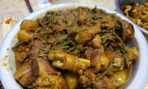 小鸡炖干豆角的做法（传统美食，香气扑鼻）-第3张图片-美味行家