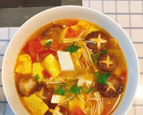 以西红柿为主材料的菌汤做法（简单易学，美味健康，菌汤与你分享）-第2张图片-美味行家
