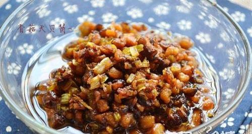 香菇酱，营养美味的厨房必备调味品（从选材到制作，让你轻松掌握香菇酱的诀窍）-第1张图片-美味行家