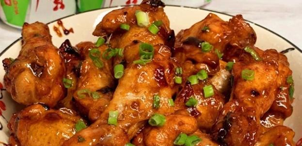 香菇蒸翅根（美味营养的健康美食）-第2张图片-美味行家