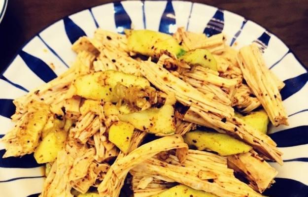 家常美食，甜辣腐竹交黄瓜（健康美味，营养丰富的家常小菜）-第3张图片-美味行家