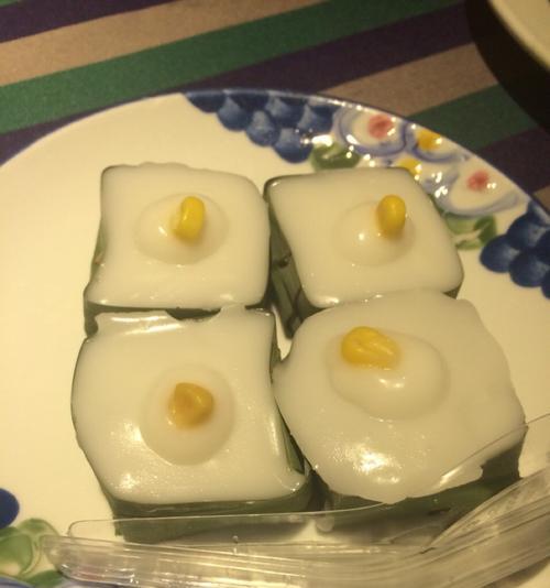 椰汁西米糕的制作（享受夏日清凉的美味甜品）-第1张图片-美味行家