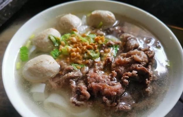 以沙河粉为主材的美食做法大全（不一样的沙河粉，给你不一样的味蕾享受）-第1张图片-美味行家