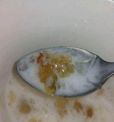 好吃又养生，学会做桃胶牛奶圆子羹（营养丰富，简单易学，让你想喝再喝）-第2张图片-美味行家