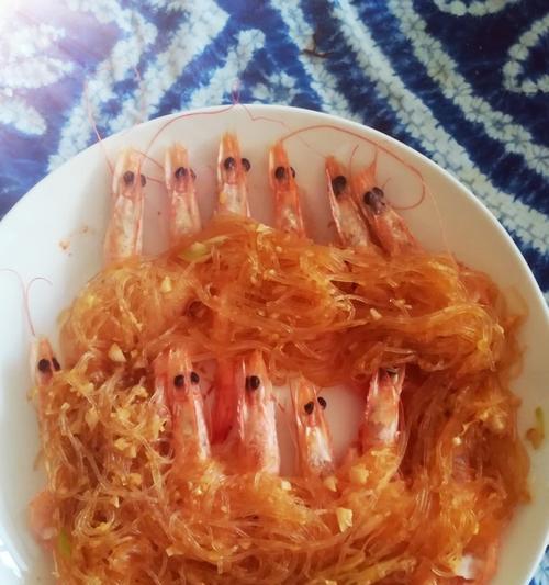 手把手教你做美味蒜香粉丝虾（家庭美食）-第1张图片-美味行家