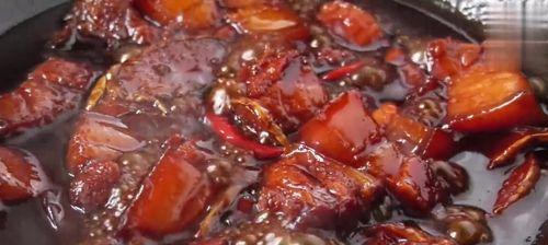 教你香煎红烧肉的制作方法（掌握一招，做出外酥里嫩的口感）-第2张图片-美味行家
