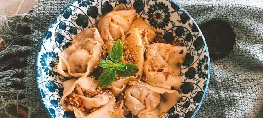 五味拌馄饨的制作方法（掌握关键步骤，做出美味可口的馄饨）-第2张图片-美味行家