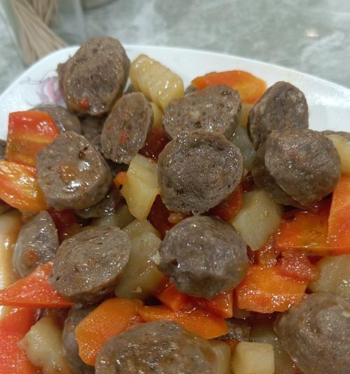 美味可口的薯粉肉丸子（薯粉肉丸子的制作方法和口感体验）-第2张图片-美味行家
