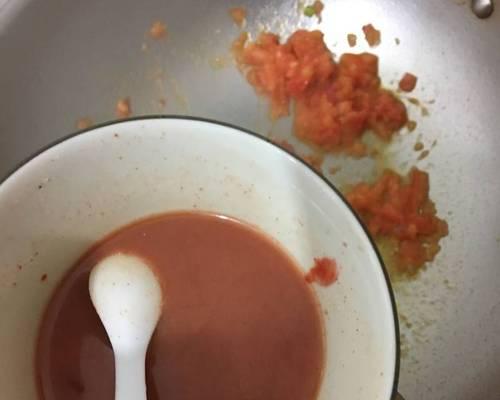 糖醋炸弹的制作方法（制作口感香脆美味的糖醋炸弹）-第2张图片-美味行家