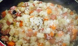 塔吉锅什锦芋头饭的制作方法与技巧（追求口感与美味，一起来做什锦芋头饭吧！）-第2张图片-美味行家