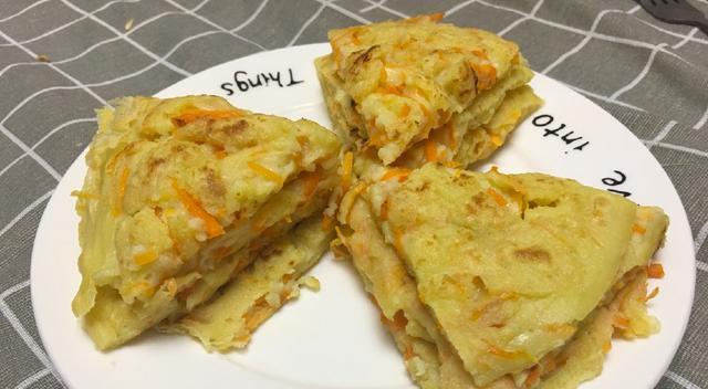土豆胡萝卜青菜饼的做法（简单易学，味道美妙，让你爱上做饭）-第1张图片-美味行家