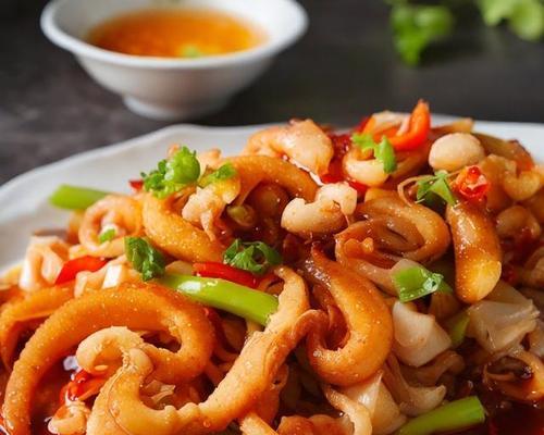 铁锅鱿鱼头的制作方法（传统美食的经典口味，简单易学，美味可口）-第1张图片-美味行家
