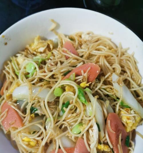 油菜蛋炒面，美味又健康！（家庭厨房轻松搞定，做法简单易学！）-第3张图片-美味行家