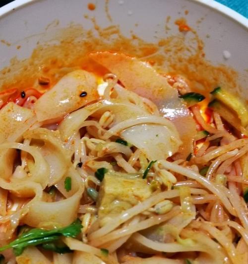 传承陕西美食文化，自制鲜美凉皮（传承陕西美食文化，自制鲜美凉皮）-第1张图片-美味行家