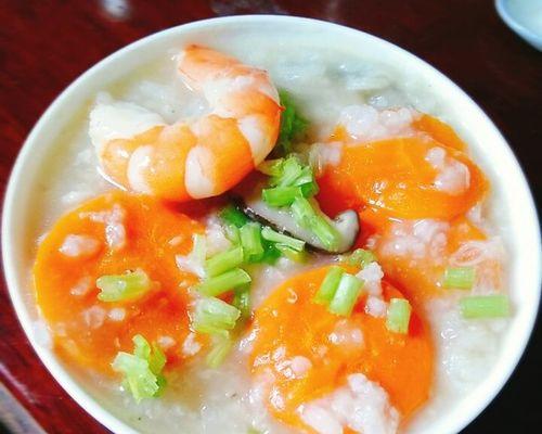 健康美味，蔬菜虾仁粥（用新鲜蔬菜和鲜虾打造口感浓郁的营养粥）-第2张图片-美味行家