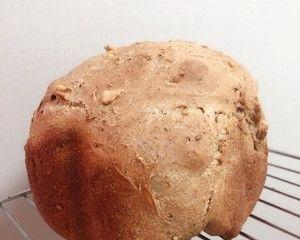 全麦玉米大面包制作方法（健康营养、口感丰富的全麦玉米大面包）-第3张图片-美味行家