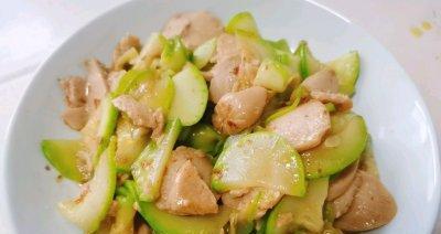 家常菜谱（好吃不贵的小炒菜，家庭聚餐必备的一道菜肴）-第2张图片-美味行家