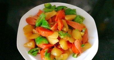 香葱土豆胡萝卜丁的做法（学会做这道菜，让你轻松驾驭家常菜）-第3张图片-美味行家