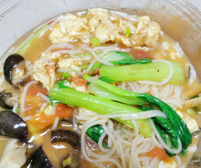 一碗香菇木耳鸡蛋面，滋味浓郁（家常面食新做法，营养丰富，做法简单）-第2张图片-美味行家
