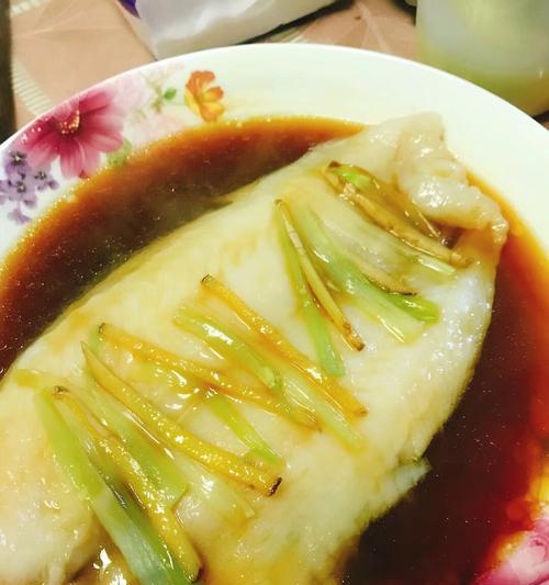 好吃又健康！水煮龙利鱼的制作方法（健康饮食，从口腹开始）-第2张图片-美味行家