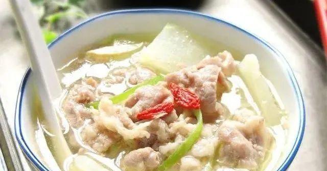 砂锅冬瓜汤的做法（一道清爽解暑的佳肴）-第2张图片-美味行家