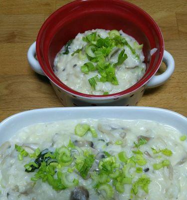 以什锦蘑菇焗饭，让味蕾大开眼界（美食的艺术，以什锦蘑菇打造不一样的焗饭）-第2张图片-美味行家