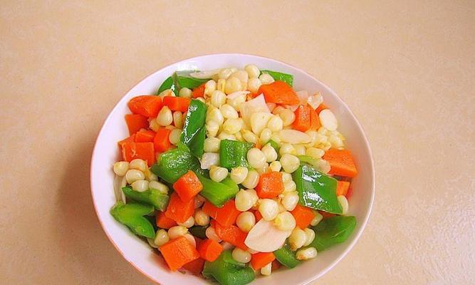 美味健康，一碗以什锦玉米拌饭满足你的口腹之欲（美食分享，快来品尝这道清爽美味的拌饭）-第1张图片-美味行家