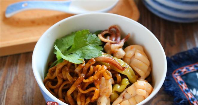 日式宝宝鲜蔬面的做法（营养丰富，易于消化的宝宝辅食）-第1张图片-美味行家