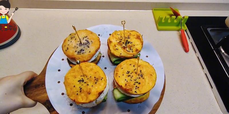 土豆汉堡早餐的制作方法（美味可口的早餐，营养丰富的选择）-第3张图片-美味行家
