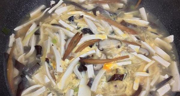从厨余垃圾到美食——杂水汤的秘密-第1张图片-美味行家