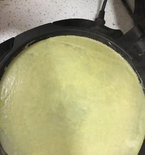 轻松做出美味水果牛奶煎饼（以香蕉和蓝莓为例，一步步教你制作）-第3张图片-美味行家