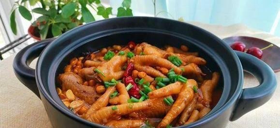 五香鸡爪，美味又下饭（家常做法，让你吃到不想停）-第1张图片-美味行家