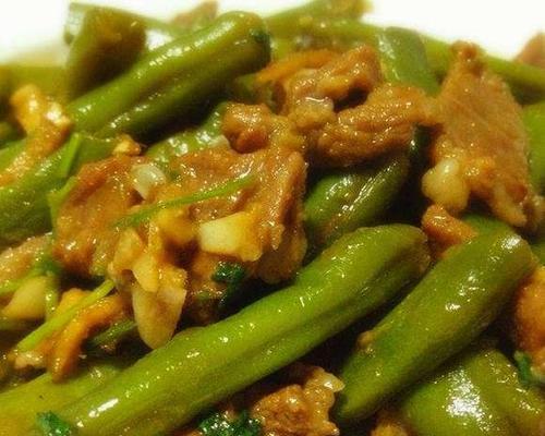 家常小炒芸豆五花肉（美味又下饭，学会它，让你做出别样好菜）-第2张图片-美味行家