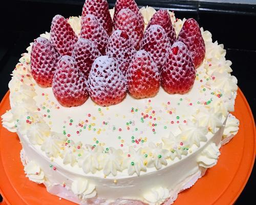 以酸奶奶酪为主的生日蛋糕做法（健康、美味、简单的生日蛋糕制作）-第1张图片-美味行家