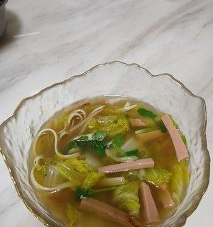 娃娃菜火腿汤，营养美味的家常汤（娃娃菜+火腿，美味、健康、简单易做）-第2张图片-美味行家