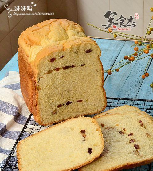 手作玉桂核桃土司（用心制作，健康美味/玉桂核桃的独特魅力/如何制作口感松软的土司）-第1张图片-美味行家