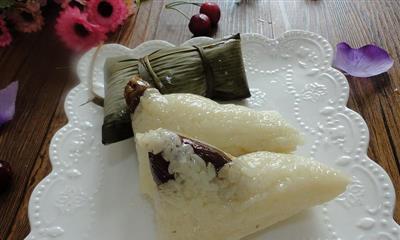 手工制作水晶蜜枣粽（以传统手艺，制作出口感清新、味道鲜美的水晶蜜枣粽）-第1张图片-美味行家
