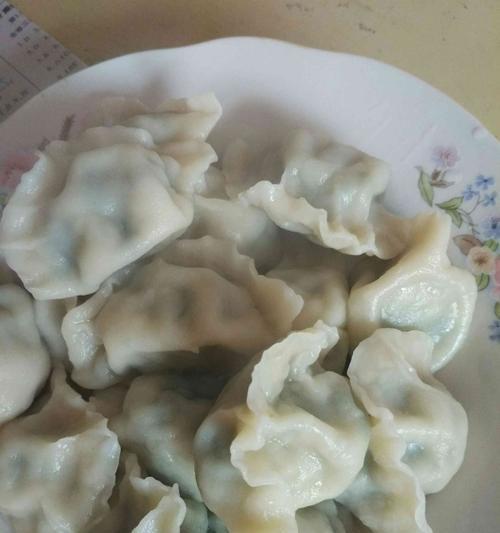 山菜水饺——美味传统的家常味道（亲手包制，品尝四季之味）-第2张图片-美味行家