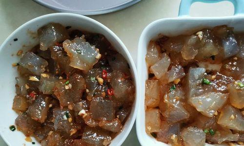 双色凉粉的制作方法（传统美食重现，家庭DIY必备）-第3张图片-美味行家