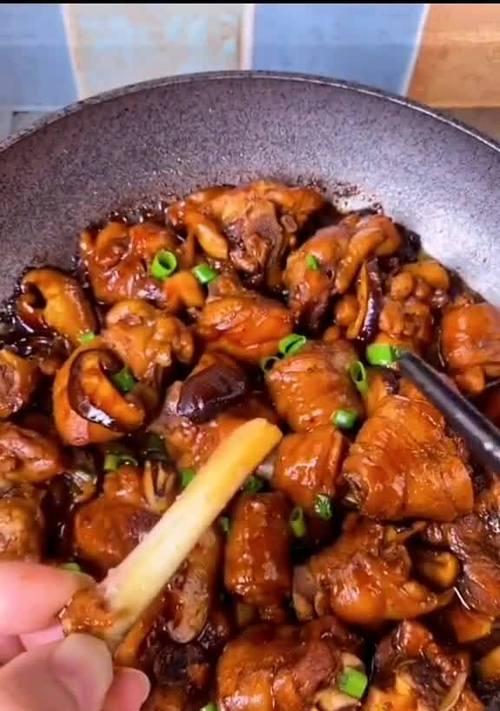 自制烧鸡的做法（简单易学的烧鸡秘籍）-第3张图片-美味行家