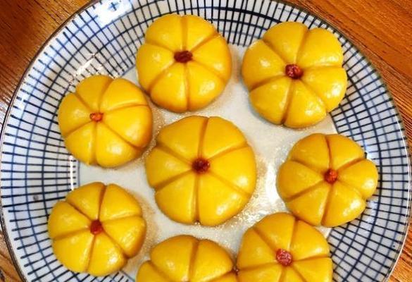 学会制作香甜软糯美丽的小包包（美味可口，让你欲罢不能）-第3张图片-美味行家