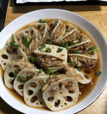 香菇莲藕炒法（美味、健康、简单实用）-第1张图片-美味行家