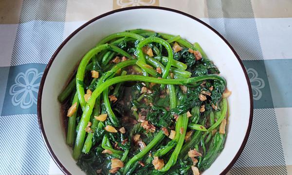 教你做出美味的蒜蓉皇帝菜（传统美食掌握口味，口感清香爽口）-第2张图片-美味行家