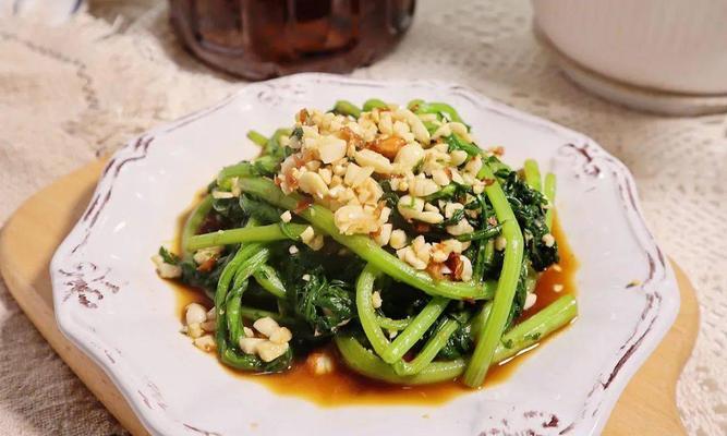 教你做出美味的蒜蓉皇帝菜（传统美食掌握口味，口感清香爽口）-第3张图片-美味行家