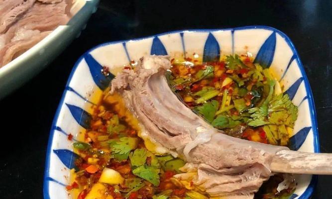 自制手抓羊肉的做法（如何在家中制作美味的手抓羊肉）-第1张图片-美味行家