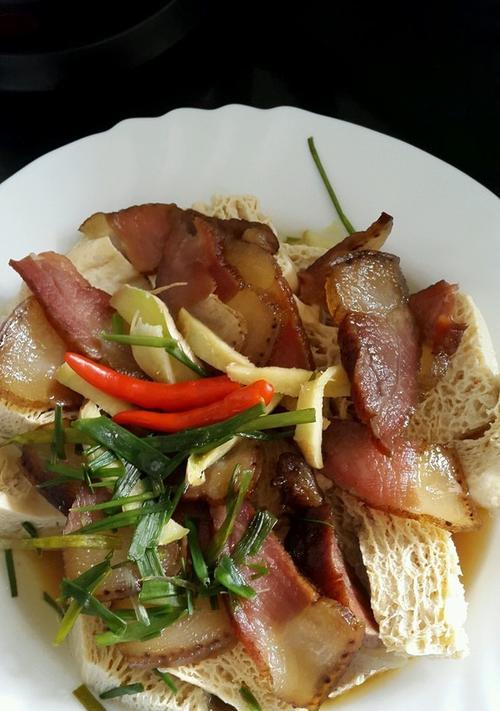 美味又健康的羊肉冻豆腐（家庭健康餐桌的最佳选择）-第2张图片-美味行家