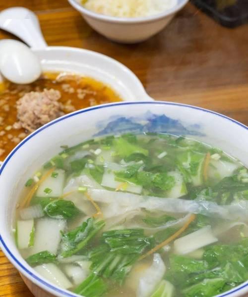 简单易学的三丁豆腐汤菜谱（简单易学的三丁豆腐汤菜谱）-第2张图片-美味行家