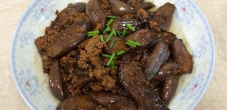 蒜蓉辣酱炒茄子，美味又下饭！-第3张图片-美味行家